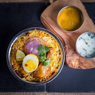 Bucket Chicken Dum Biryani
